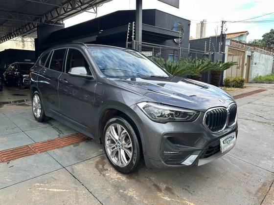 BMW X1 2.0 16V TURBO ACTIVEFLEX SDRIVE20I 4P AUTOMÁTICO BMW X1 2.0 16V TURBO ACTIVEFLEX SDRIVE20I 4P AUTOMÁTICO